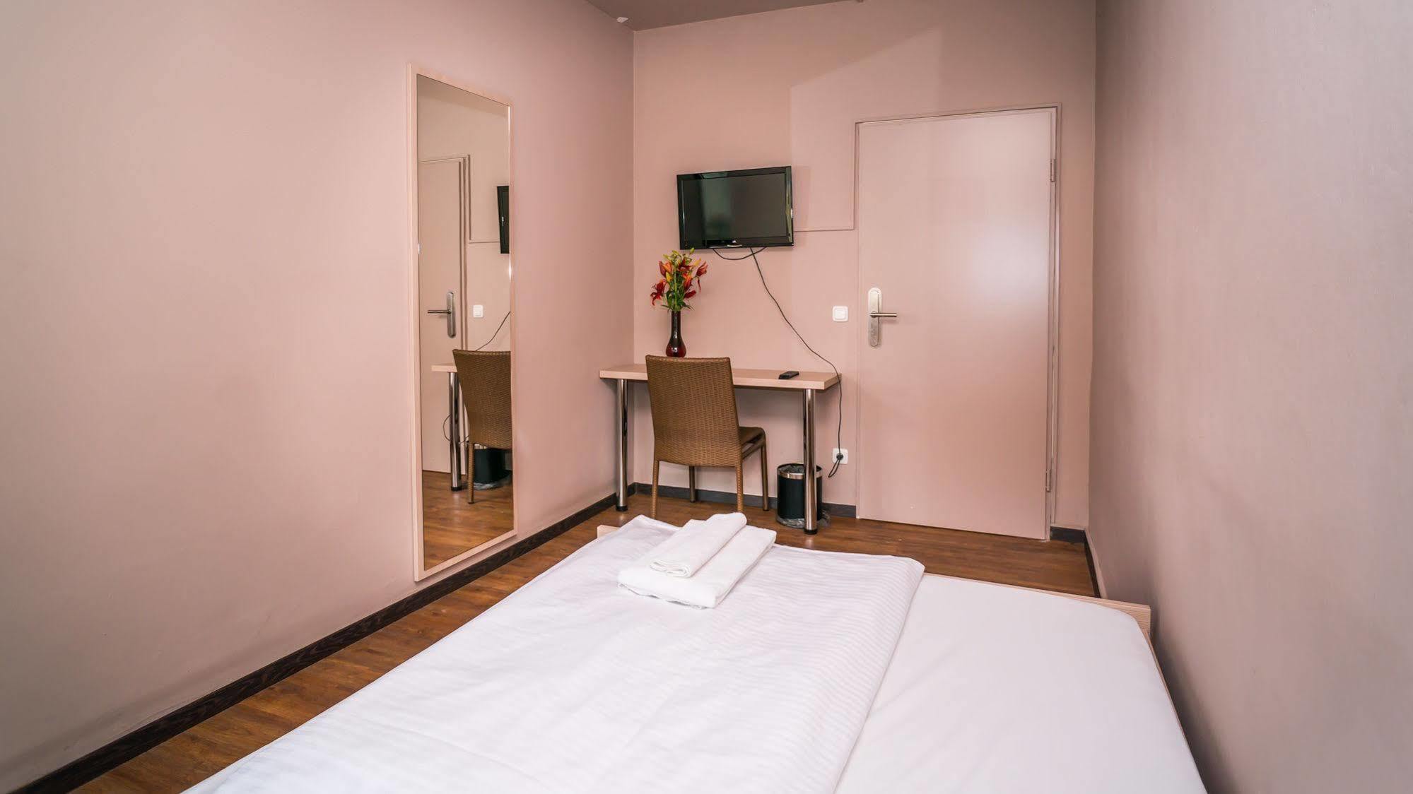 Smart Stay - Hostel Munich City Luaran gambar
